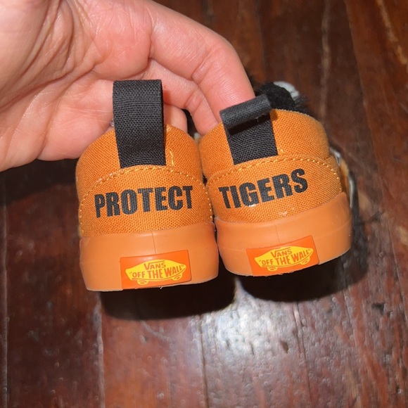 Vans Toddler Shoes - Picture 3 of 4